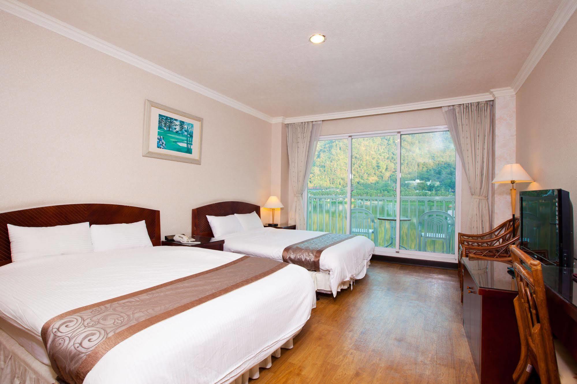 Lakeside Resort Nantou Esterno foto