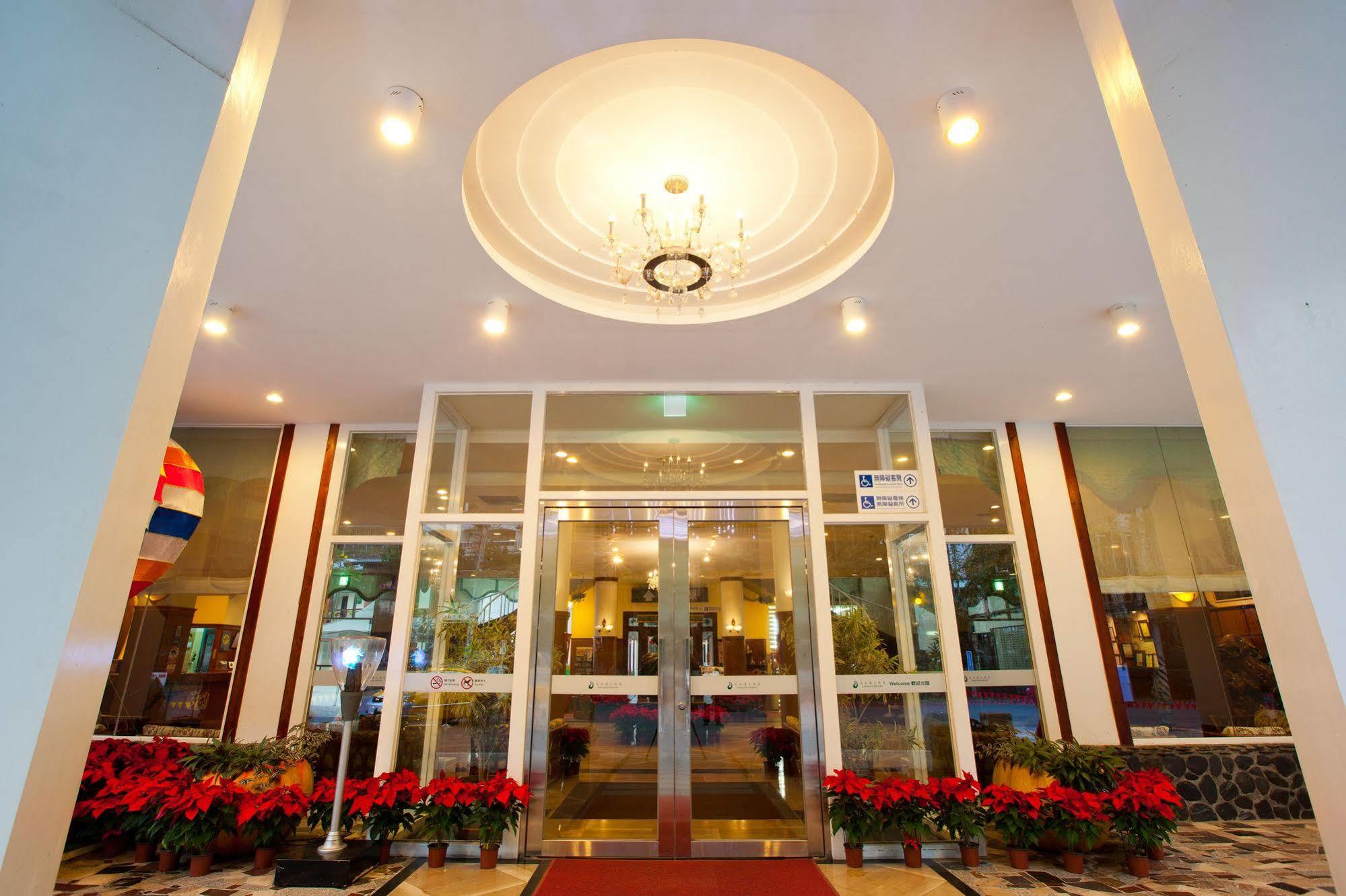 Lakeside Resort Nantou Esterno foto