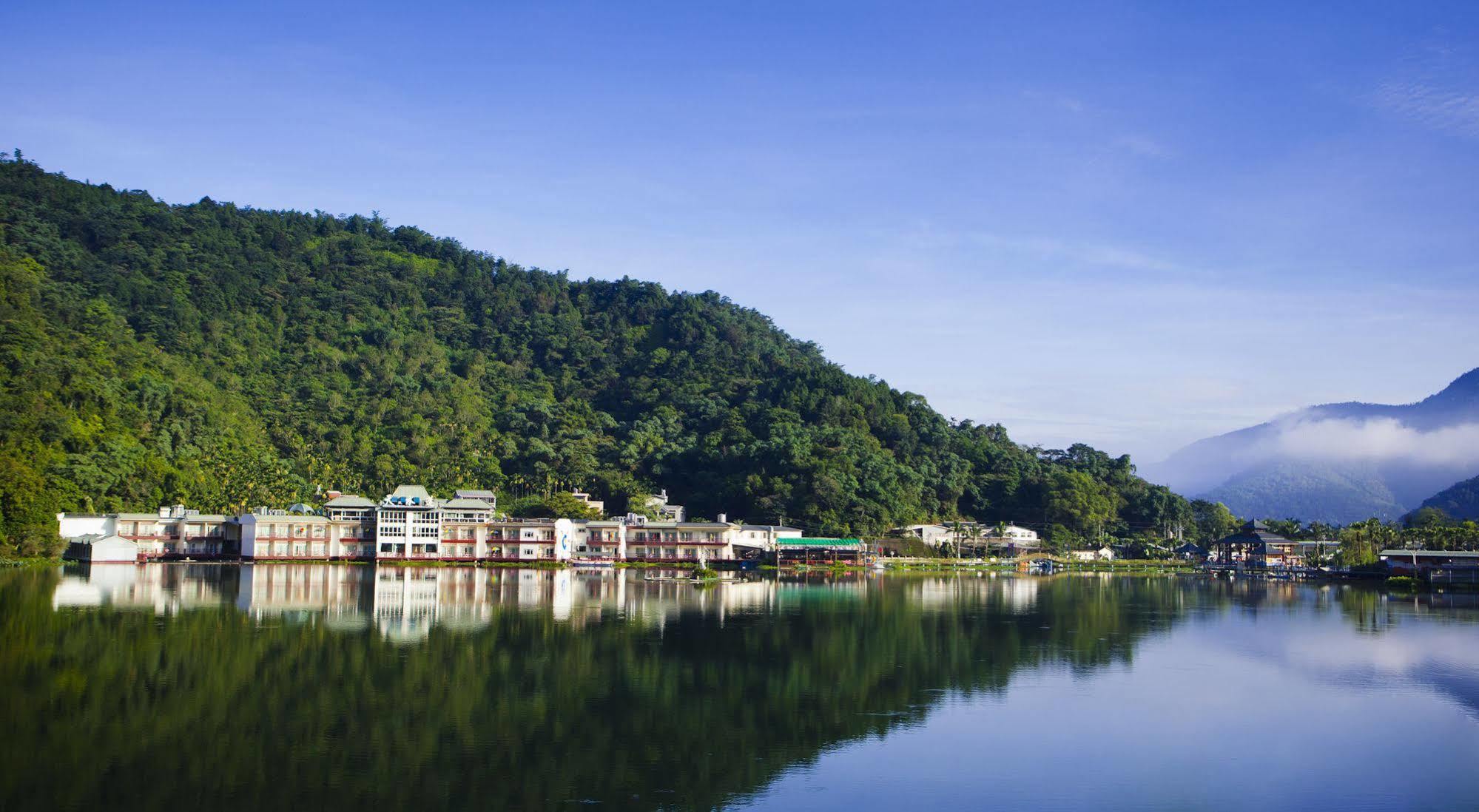 Lakeside Resort Nantou Esterno foto
